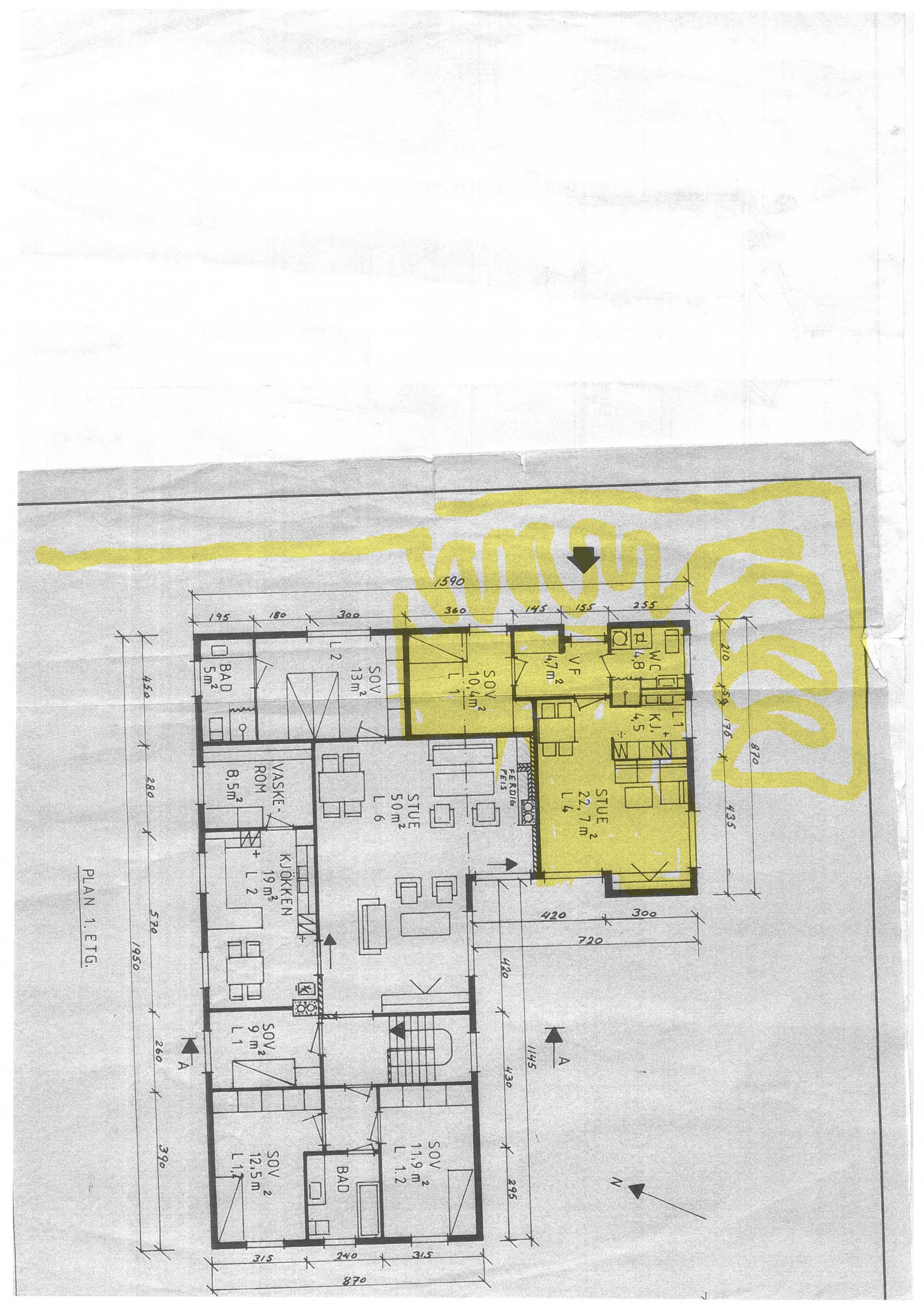 Plantegning: Gult område tilhører leiligheten + stor kjellerbod